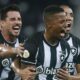 Botafogo vence Bragantino e aumenta chances de vaga na Libertadores