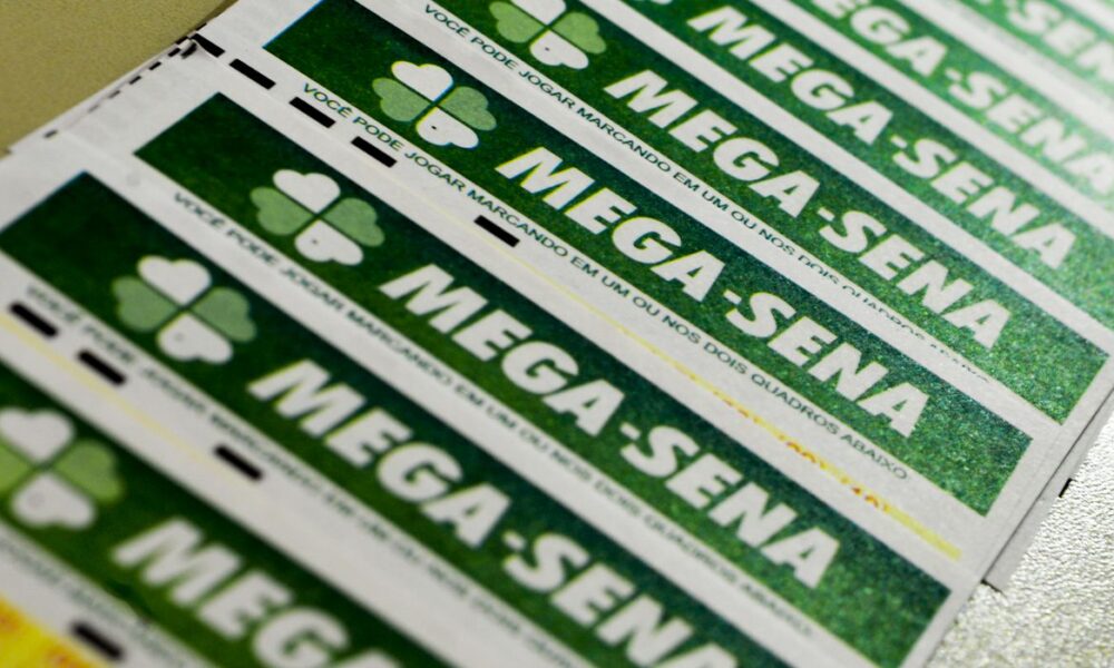 Mega-Sena acumula e próximo concurso deve pagar R$ 130 milhões