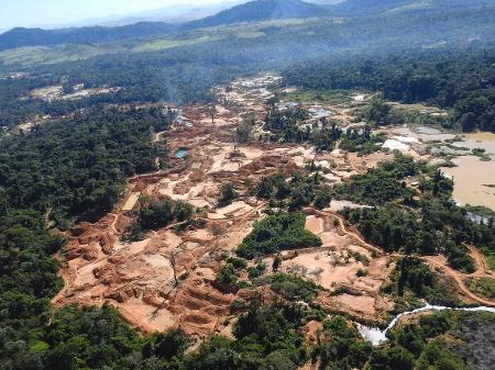 PL em tramitação prevê punição para mineração ilegal