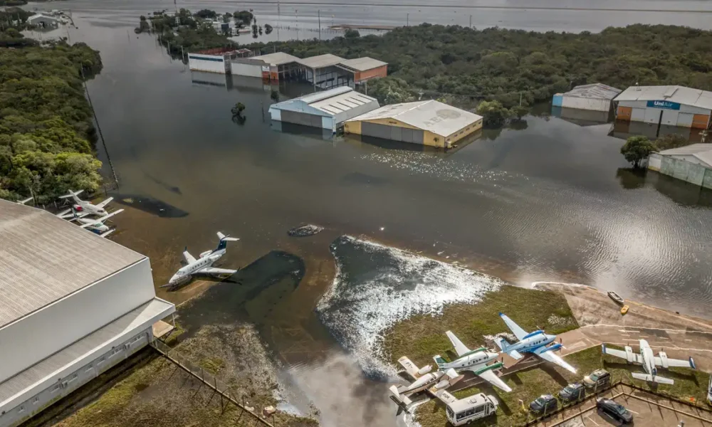 Rio Grande do Sul: aeroporto de Porto Alegre reabre em outubro